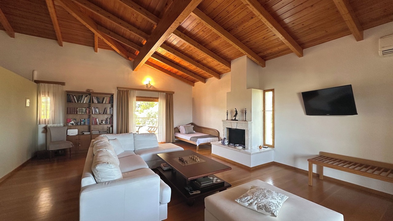Photo of Livingroom in Korithion