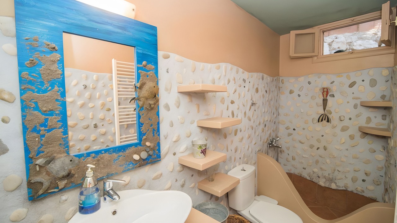 Photo of Bathroom in Vathy