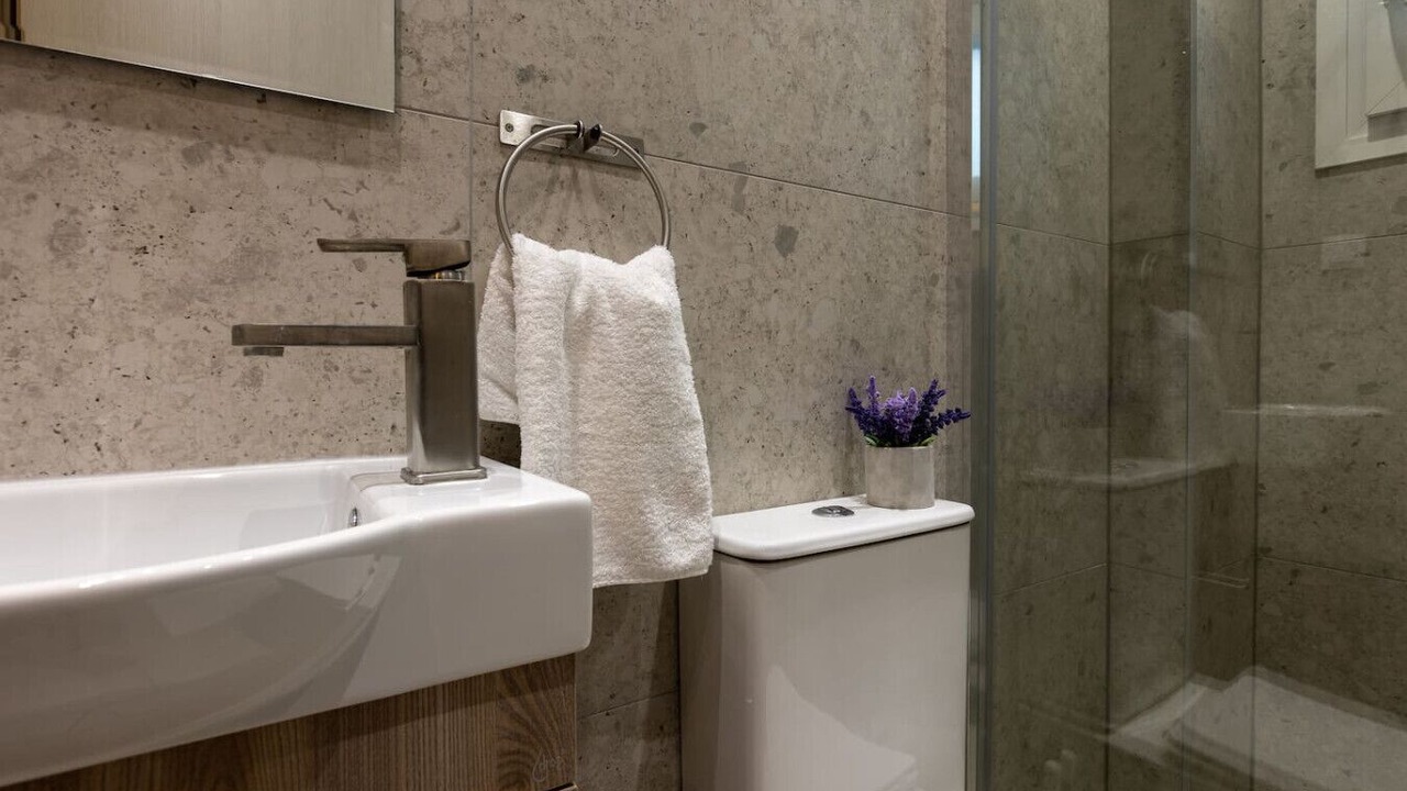 Photo of Bathroom in Ladadika