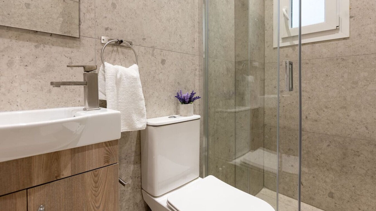 Photo of Bathroom in Ladadika