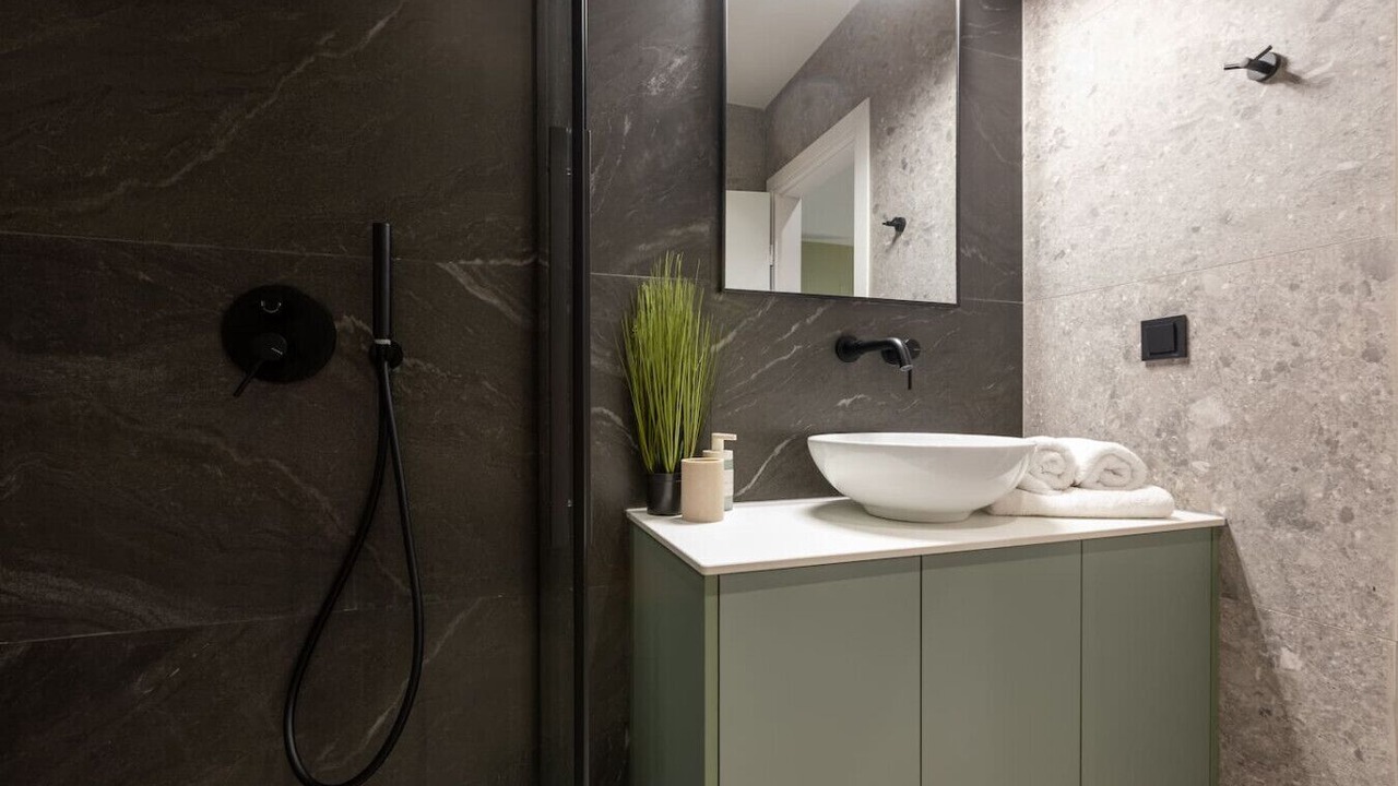 Photo of Bathroom in Vardaris