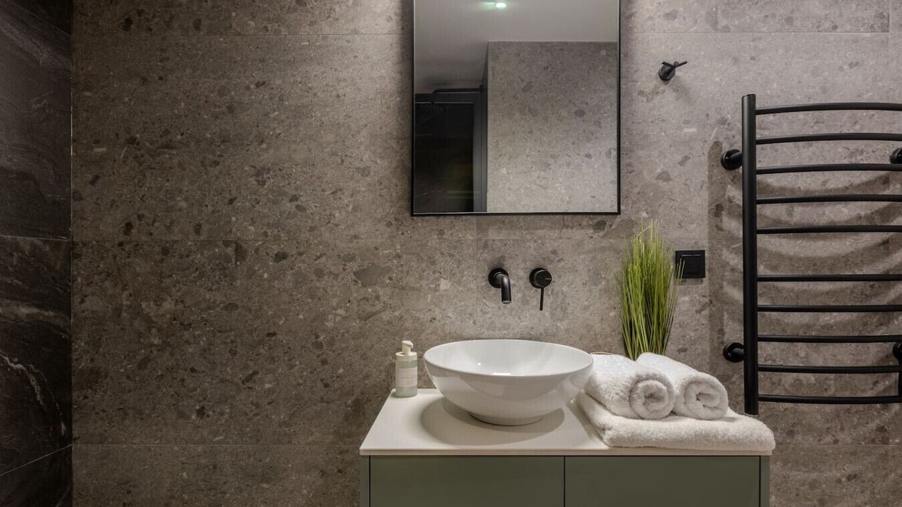 Photo of Bathroom in Vardaris