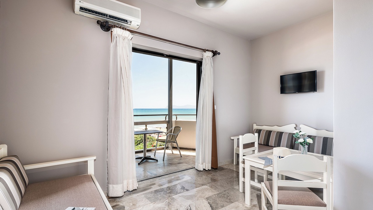 Photo of Livingroom in Kato Stalos