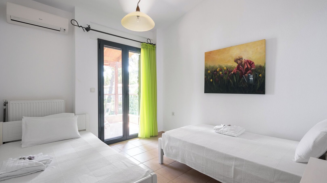 Photo of Bedroom in Kriopigi