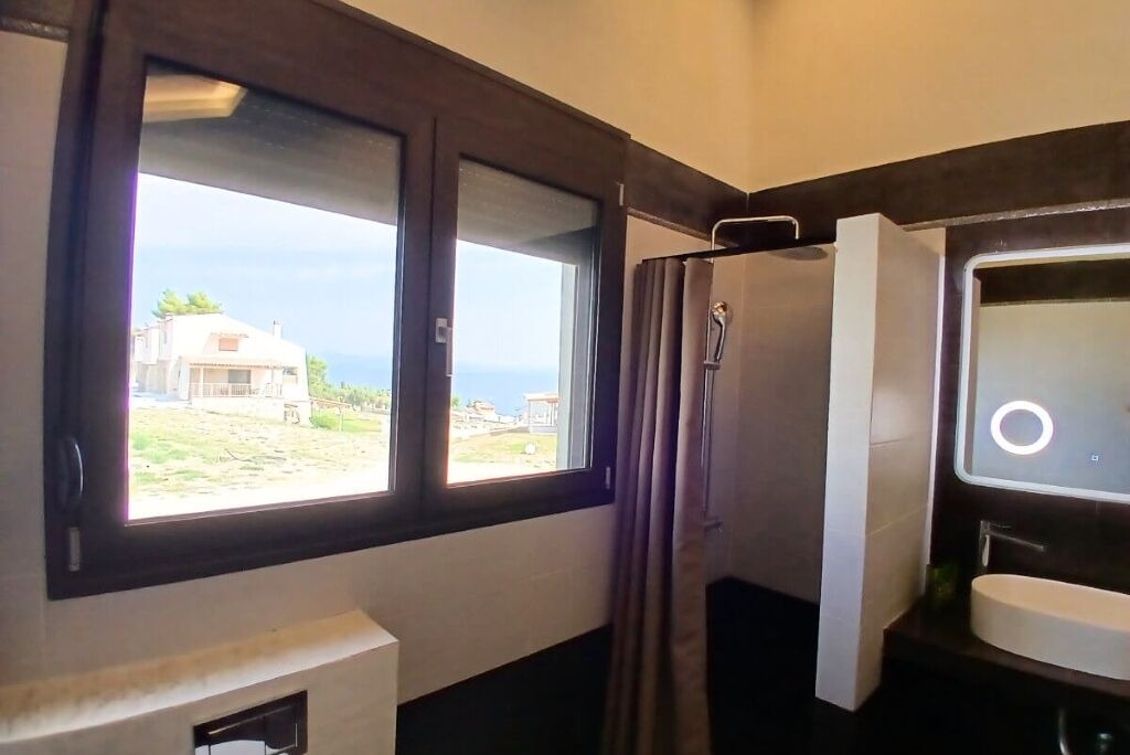 Photo of Bathroom in Kriopigi