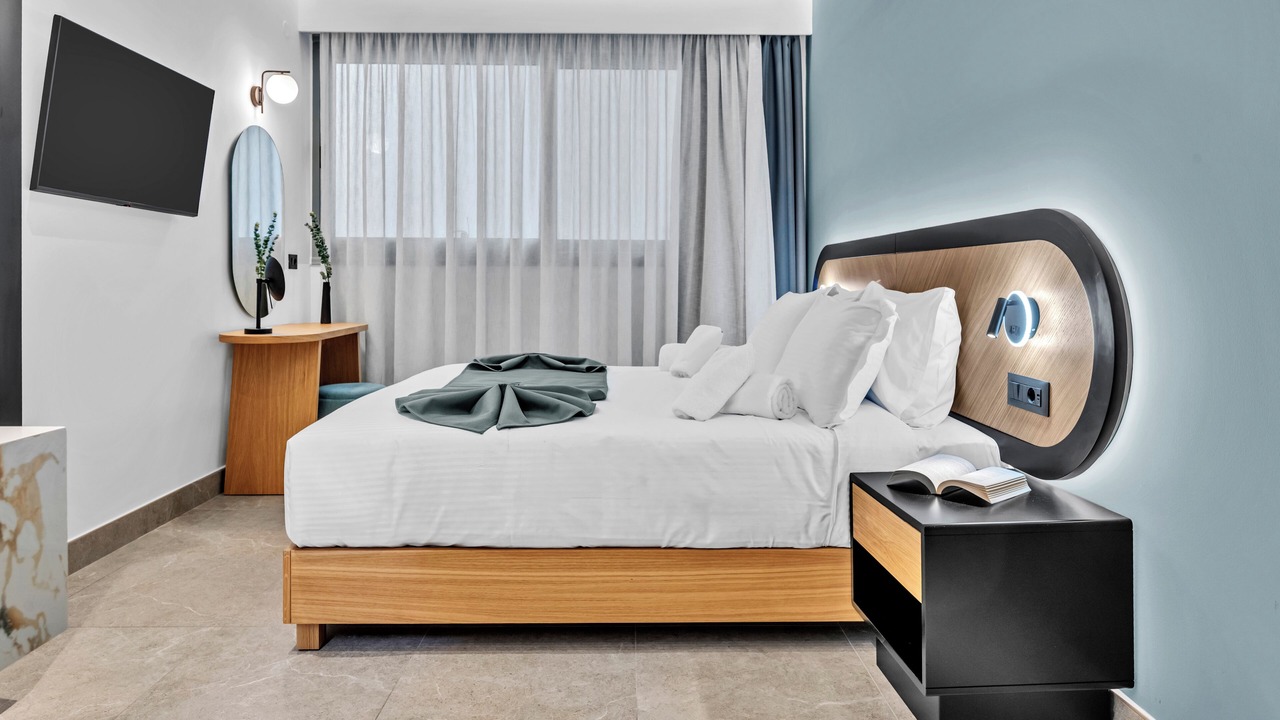Photo of Bedroom in Kato Gouves