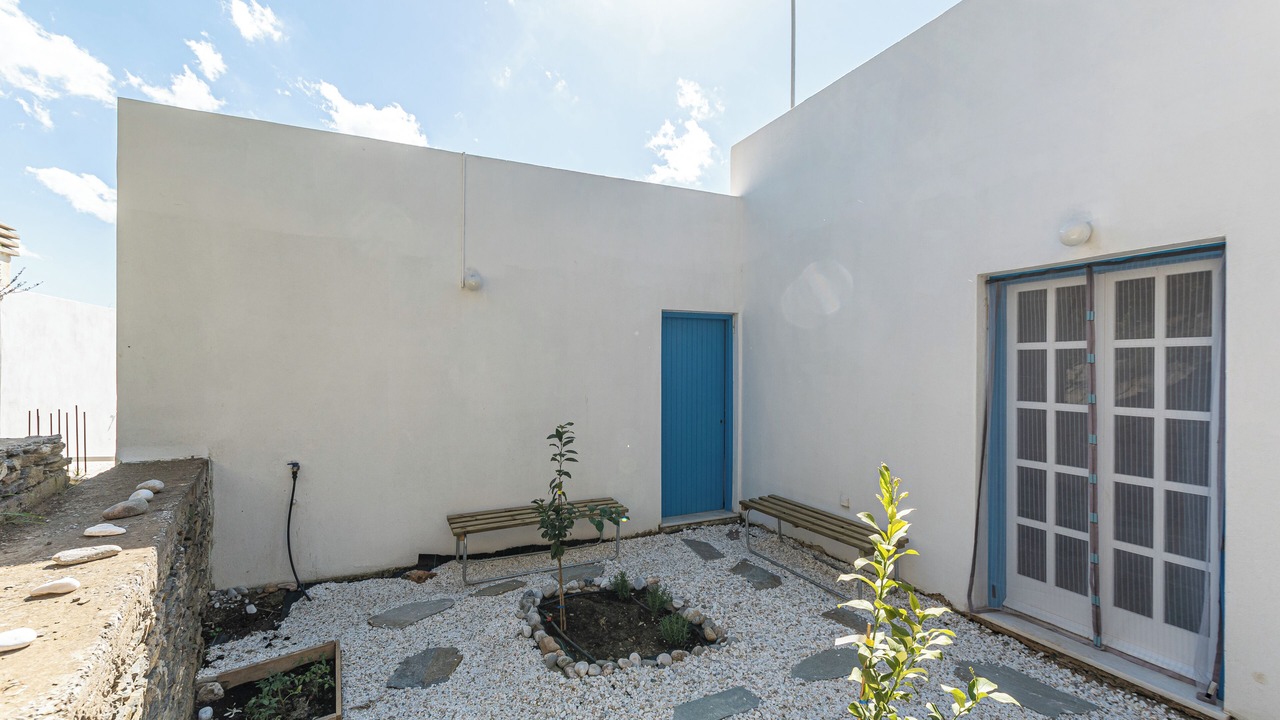 Photo of Outdoor in Melanes