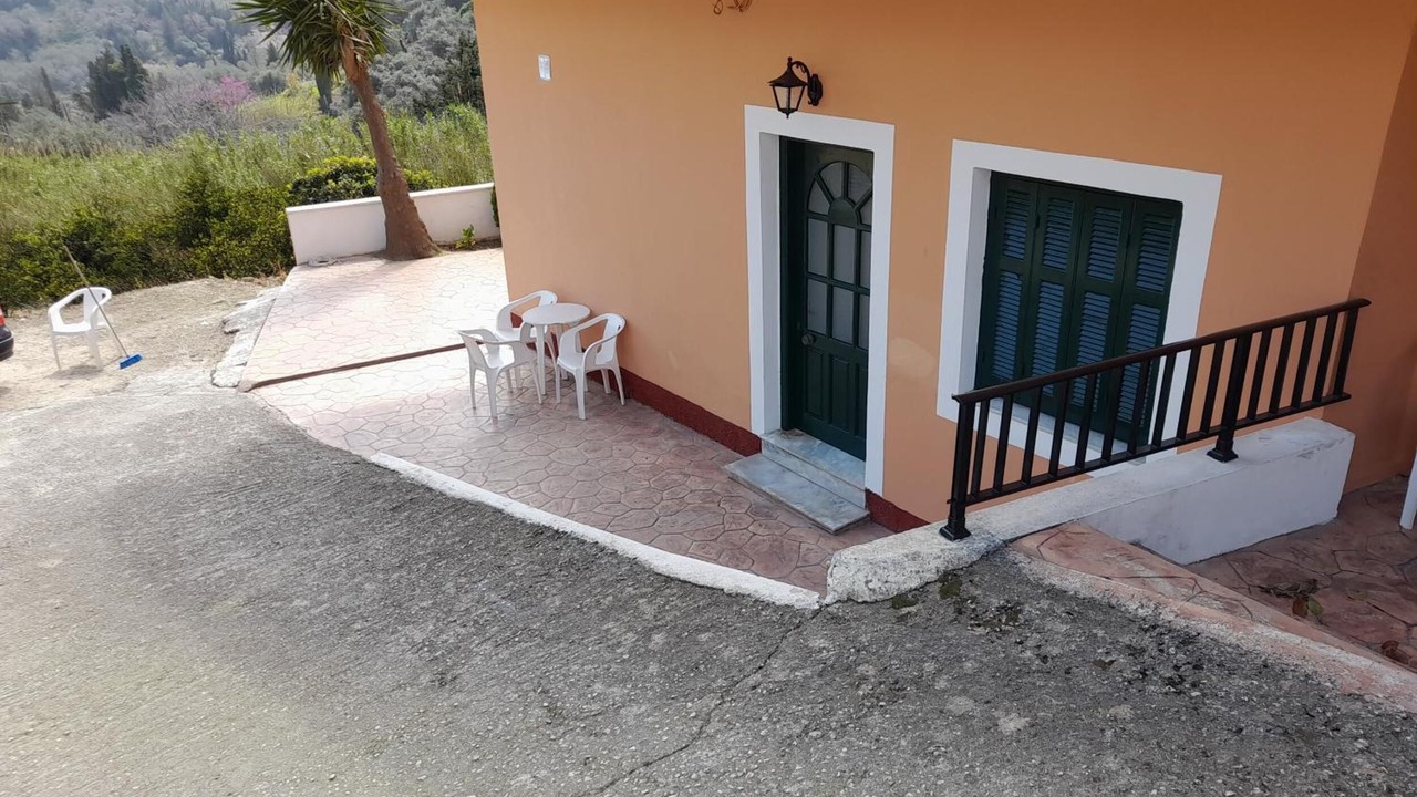 Photo of Patio Balcony in Peroulades