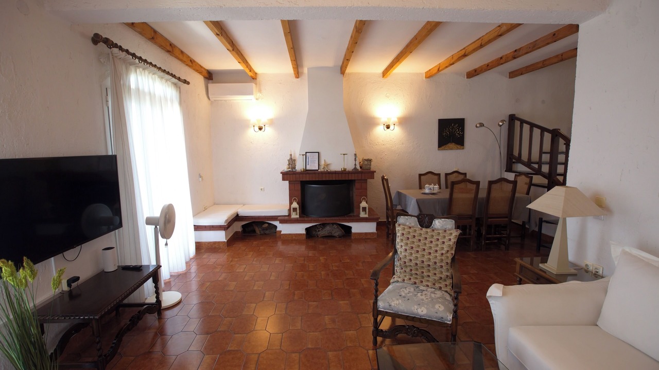 Photo of Livingroom in Tolo