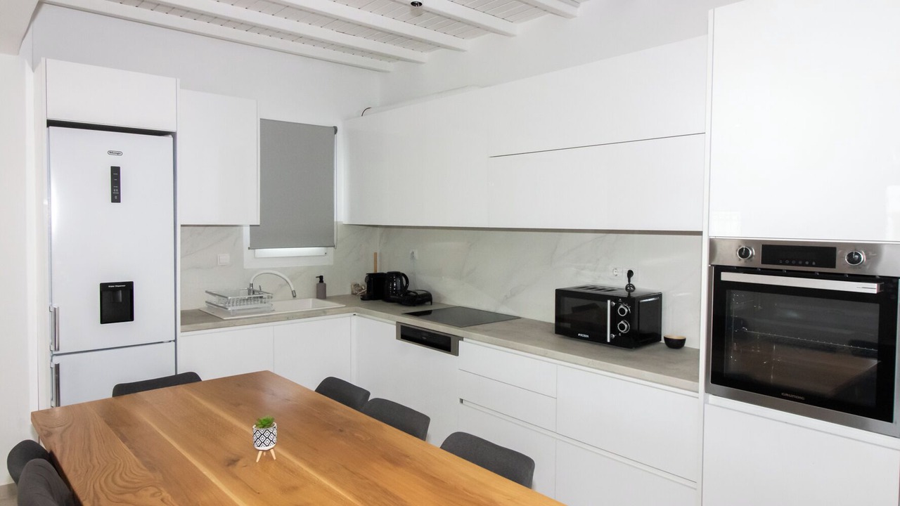 Photo of Kitchen in Platis Gialos