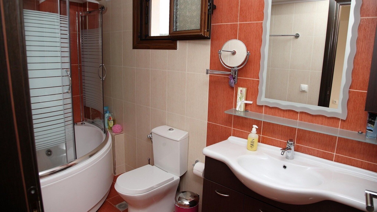 Photo of Bathroom in Skouloufia