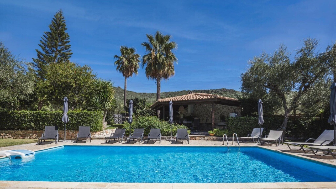 Photo of Outdoor in Neromilos