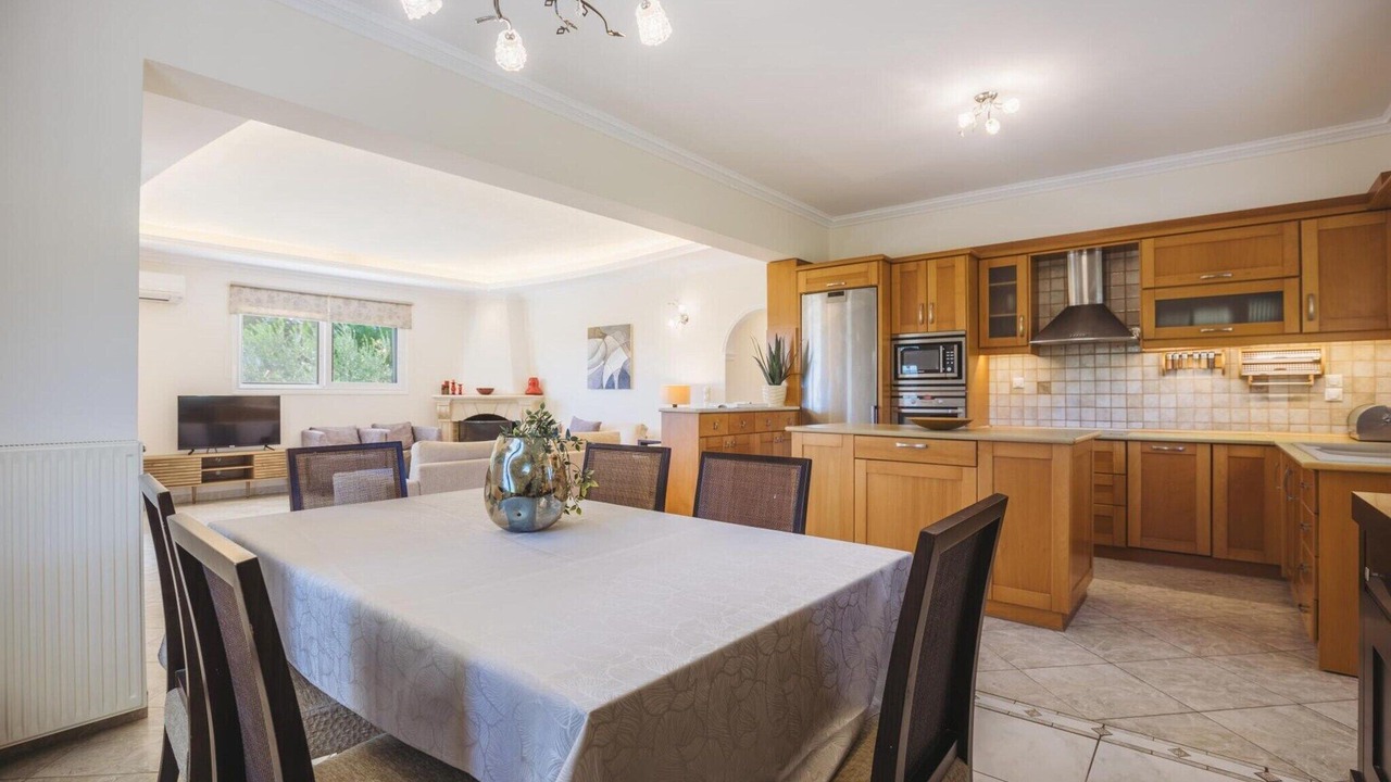 Photo of Livingroom in Neromilos