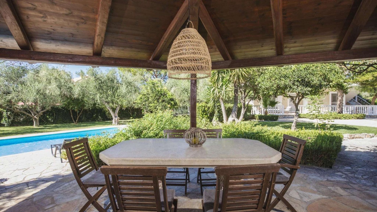 Photo of Patio Balcony in Neromilos