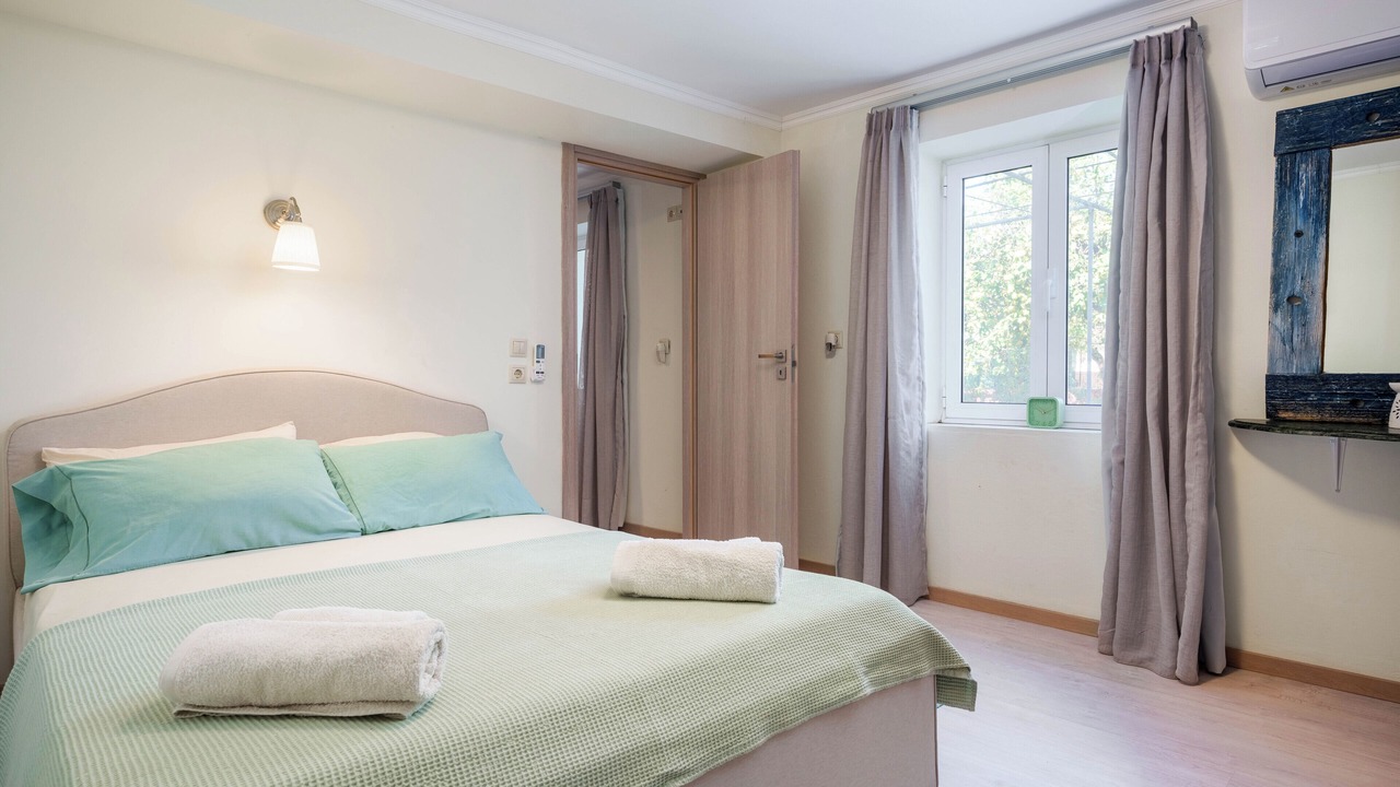 Photo of Bedroom in Poros