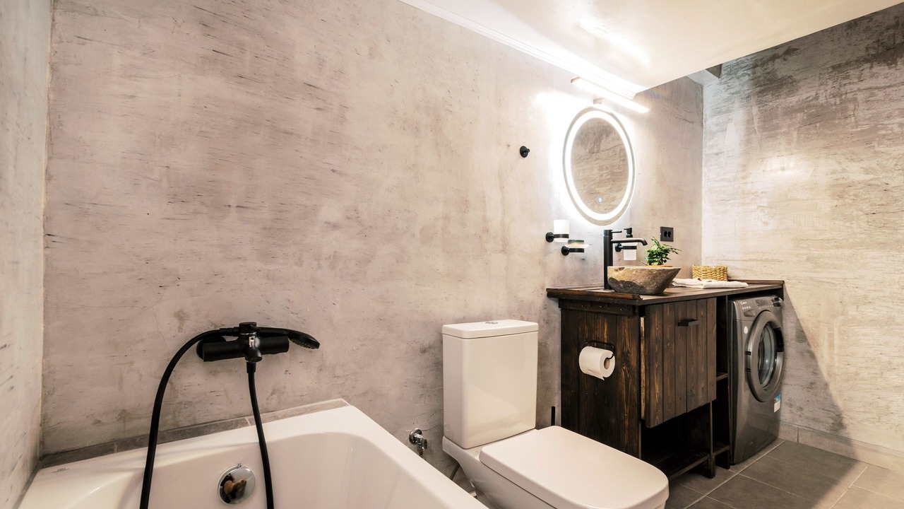 Photo of Bathroom in Petaloudes