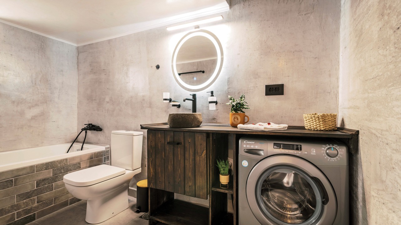 Photo of Bathroom in Petaloudes