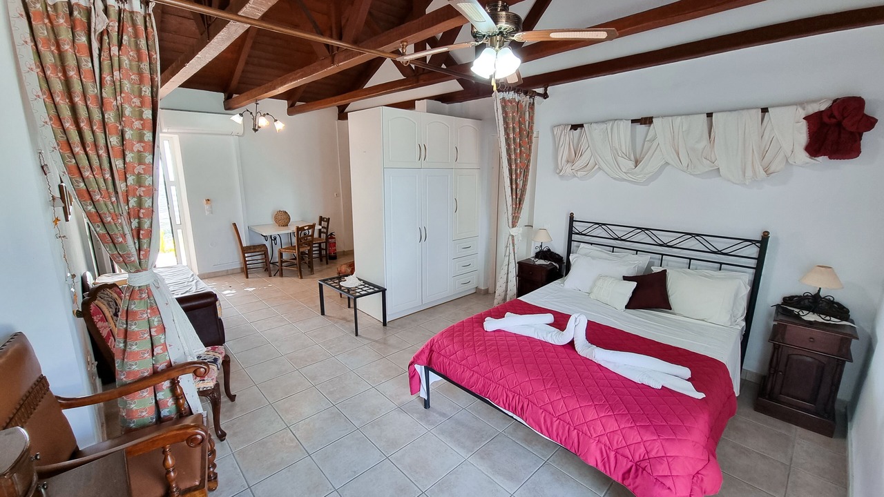 Photo of Bedroom in Loukerata