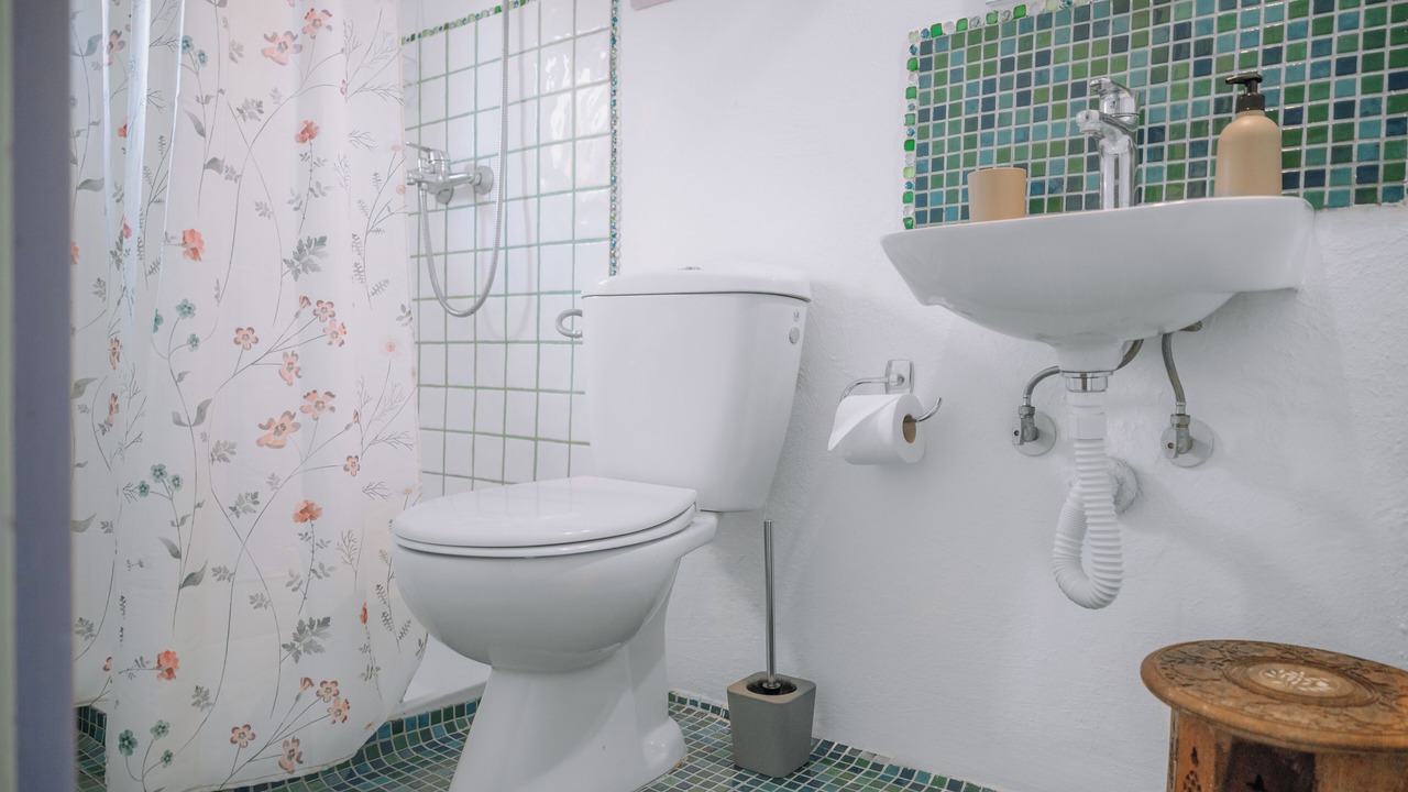 Photo of Bathroom in Rhodes Old Town