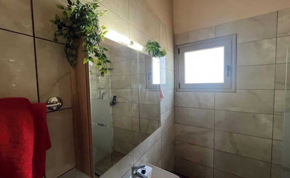 Photo of Bathroom in Soroni