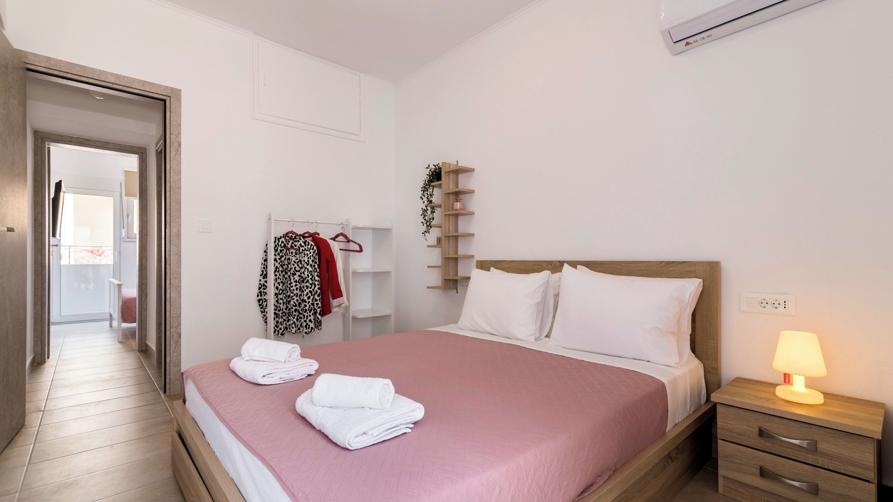 Photo of Bedroom in Petaloudes