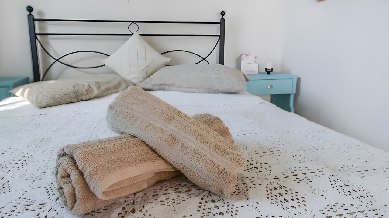 Photo of Bedroom in Esperion