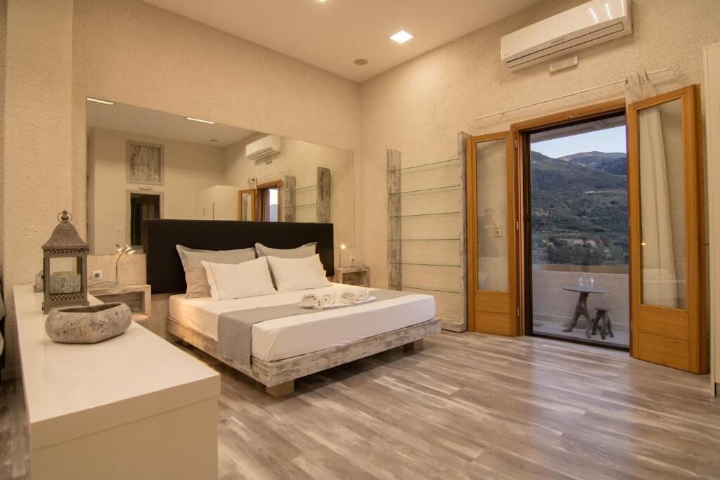 Photo of Bedroom in Tourloti