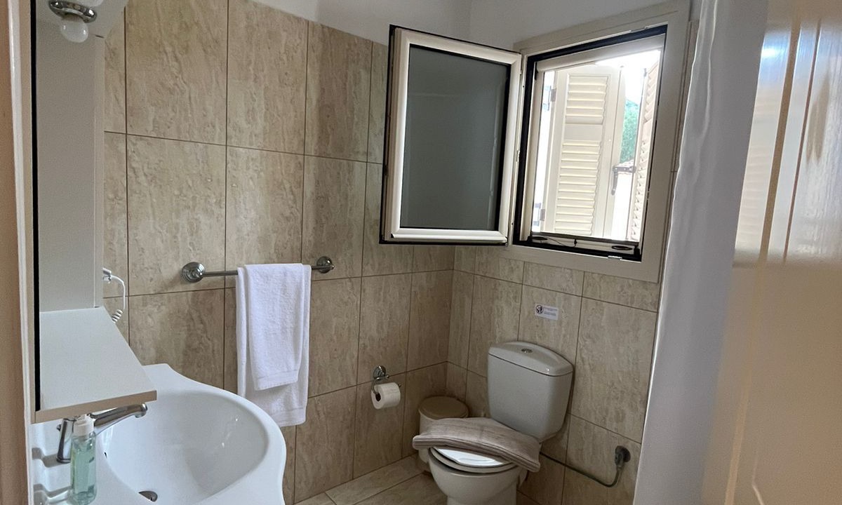 Photo of Bathroom in Vathy