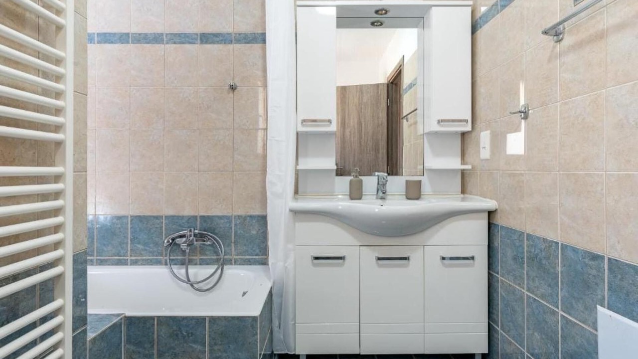 Photo of Bathroom in Khelmata