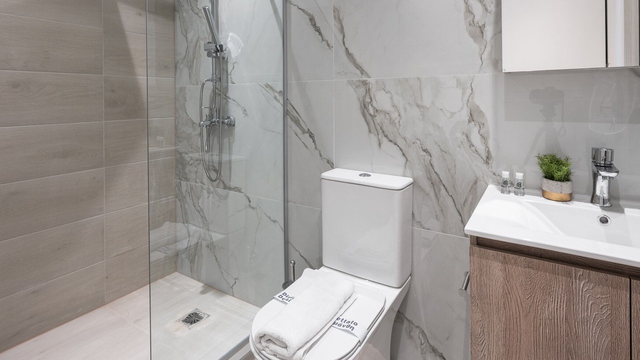 Photo of Bathroom in Vardaris