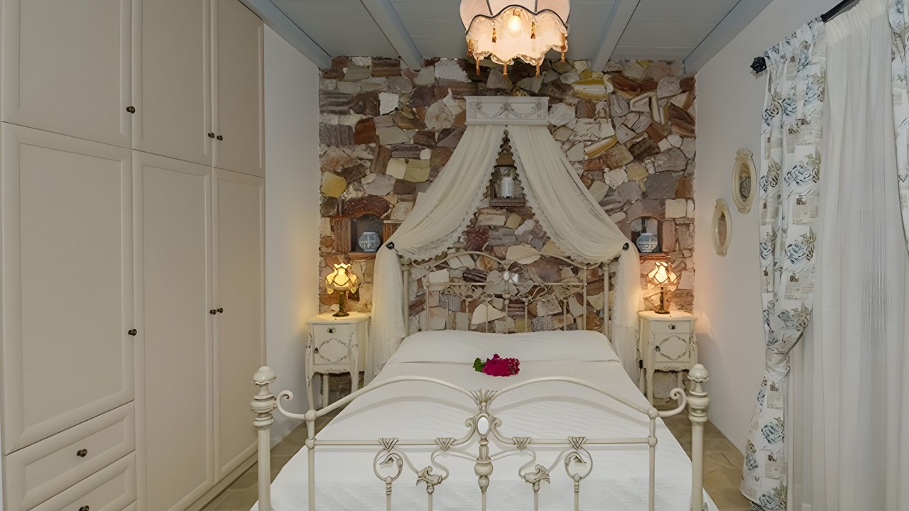 Photo of Bedroom in Pachena