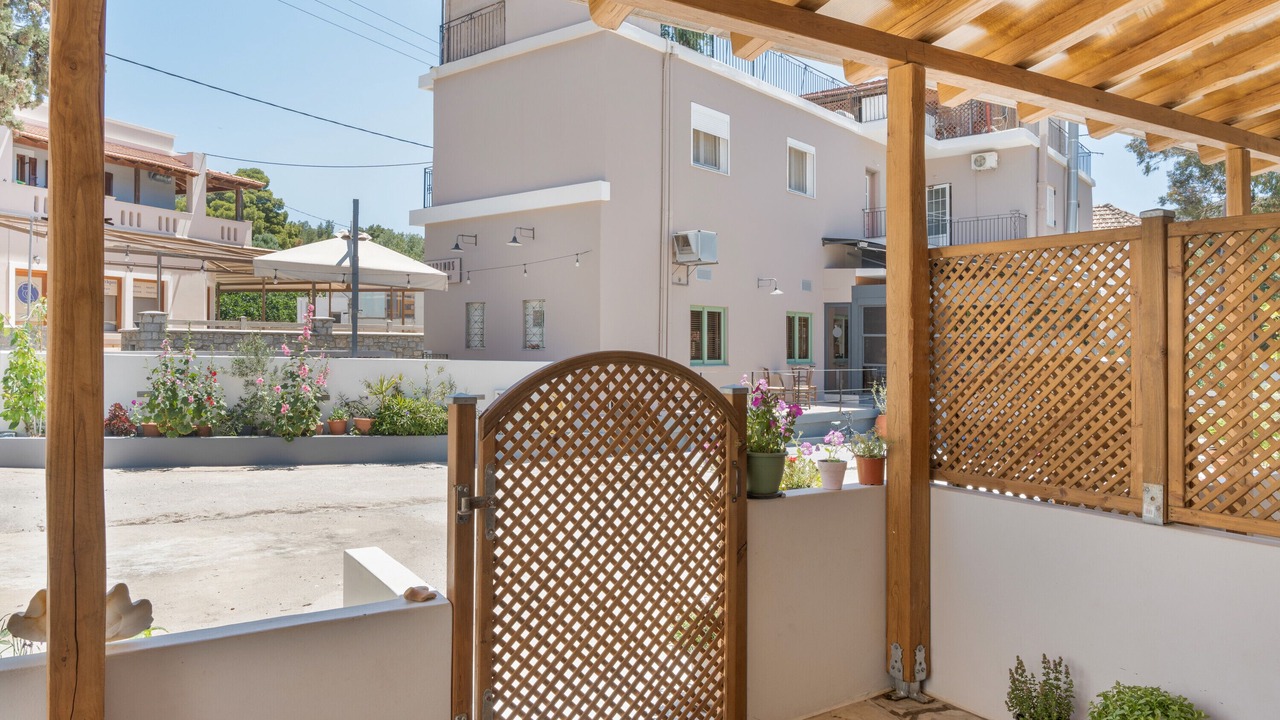 Photo of Patio Balcony in Panormos