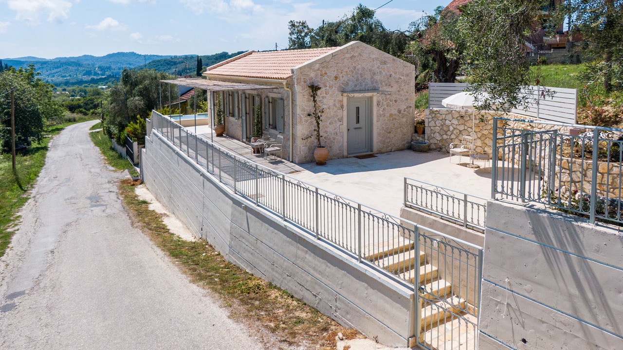 Photo of Outdoor in Karousades