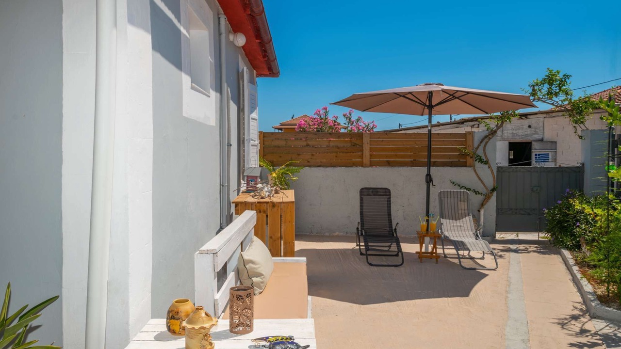 Photo of Patio Balcony in Pigadhakia