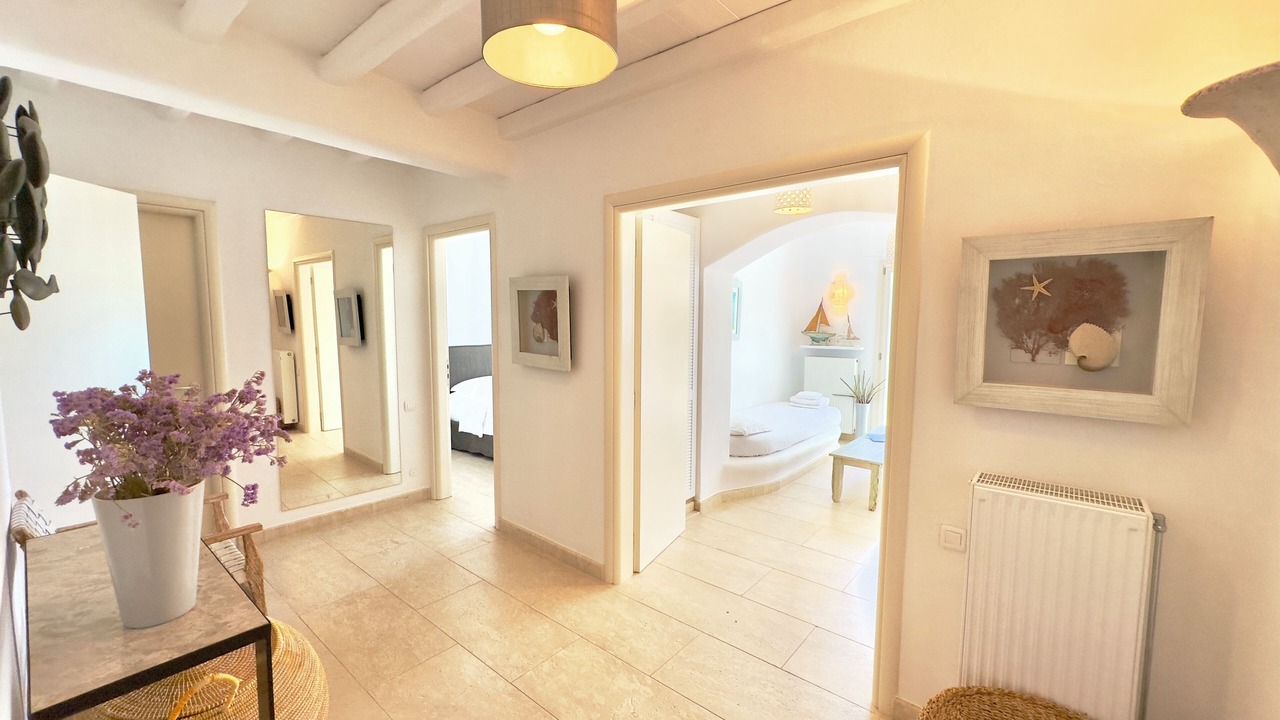 Photo of Bedroom in Ornos