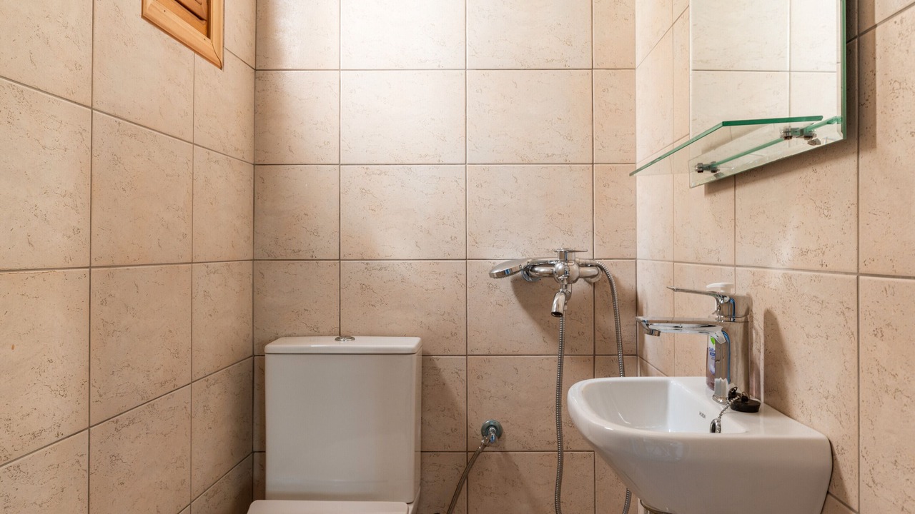 Photo of Bathroom in Katakoilos