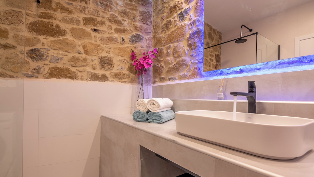 Photo of Bathroom in Milia