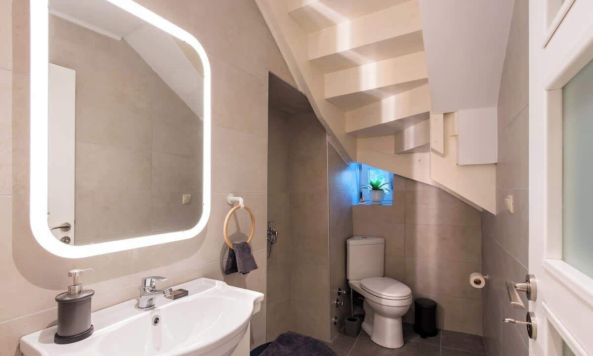 Photo of Bathroom in Agios Ioannis