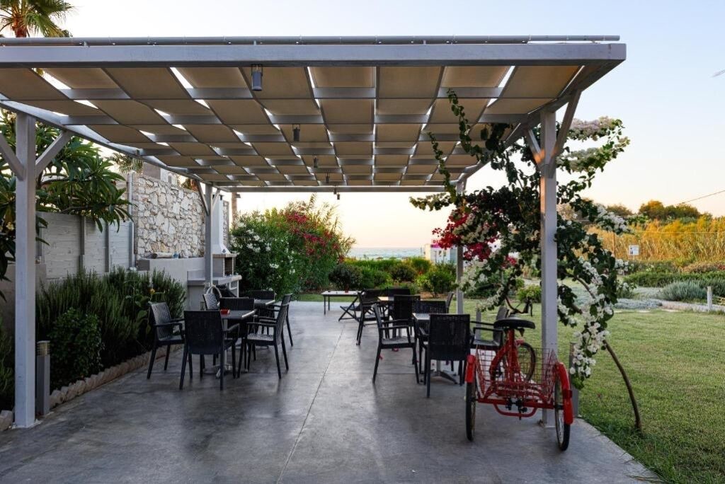 Photo of Outdoor in Adelianos Kampos