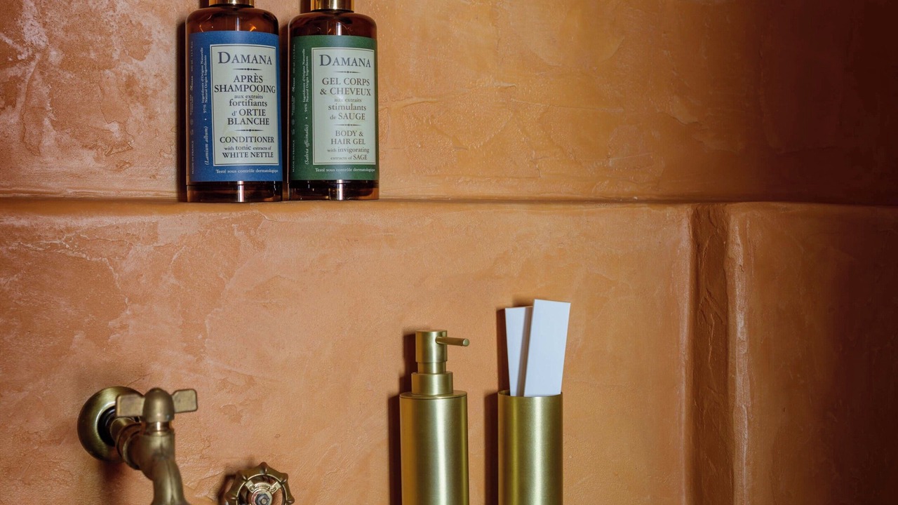 Photo of Bathroom in Emporio