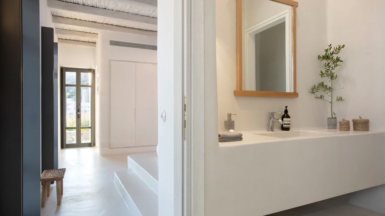 Photo of Bathroom in Kardiani
