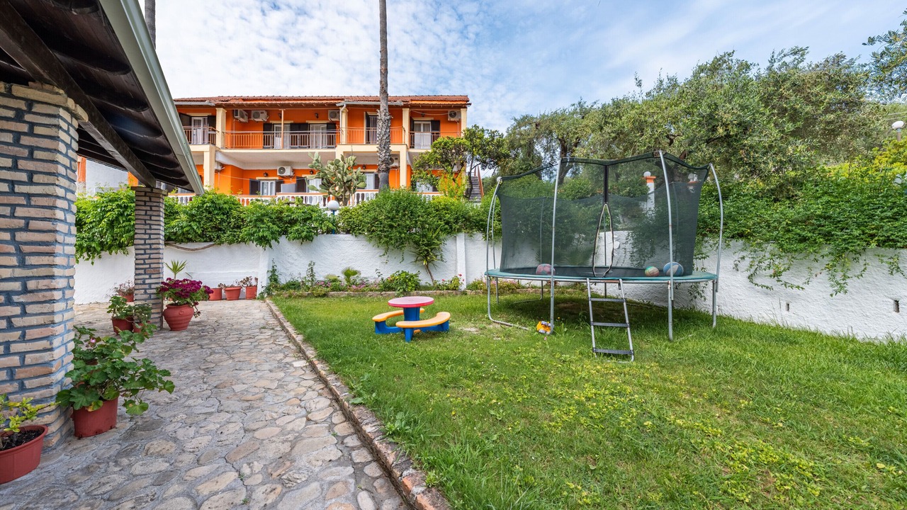 Photo of Patio Balcony in Notos