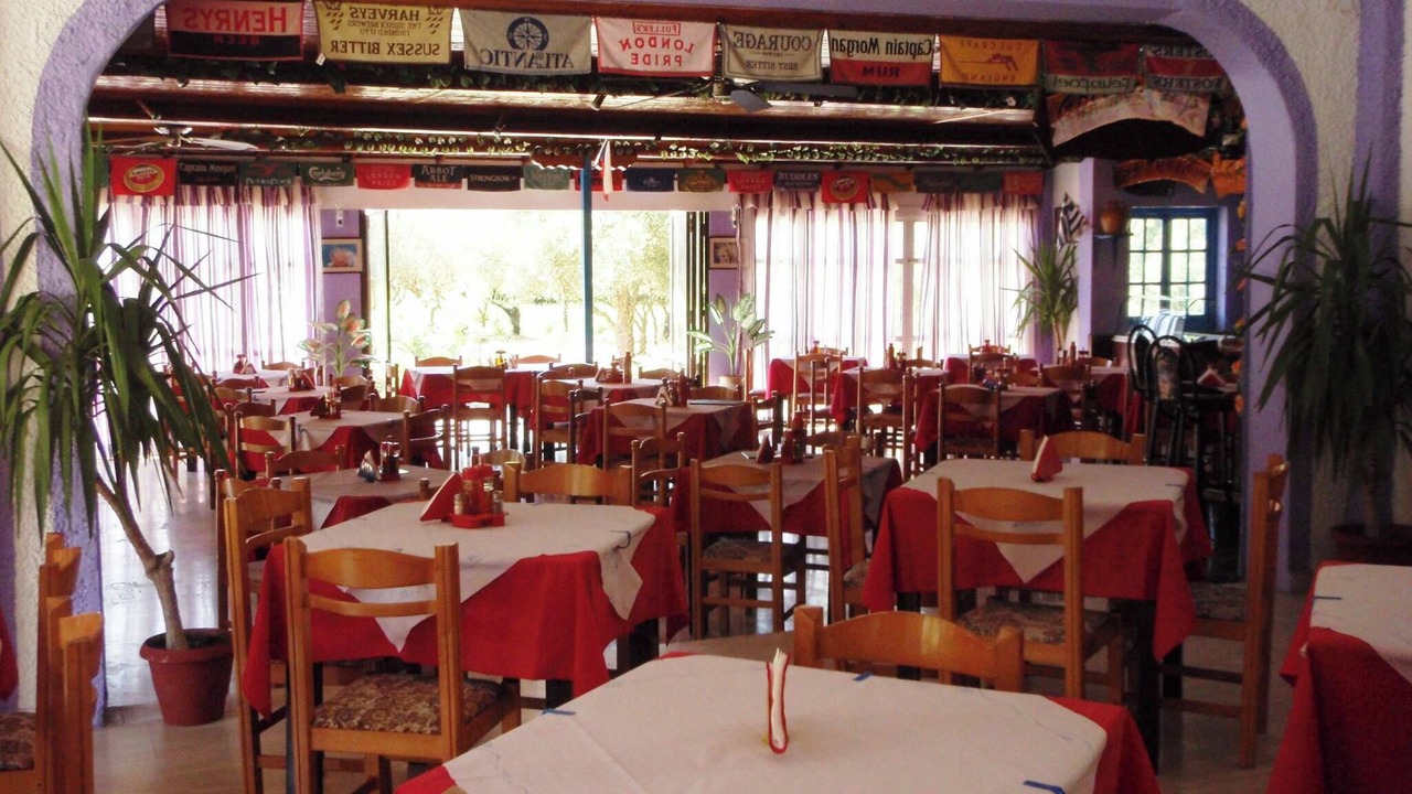 Photo of Others in Notos