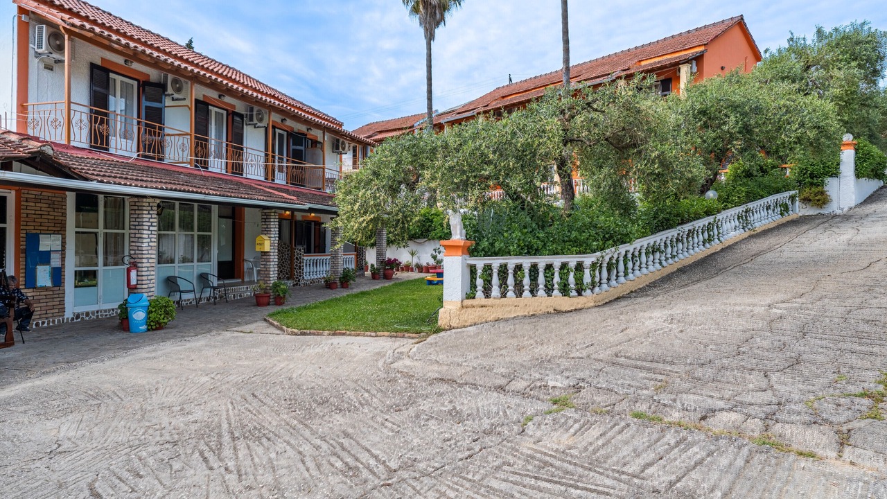 Photo of Outdoor in Notos