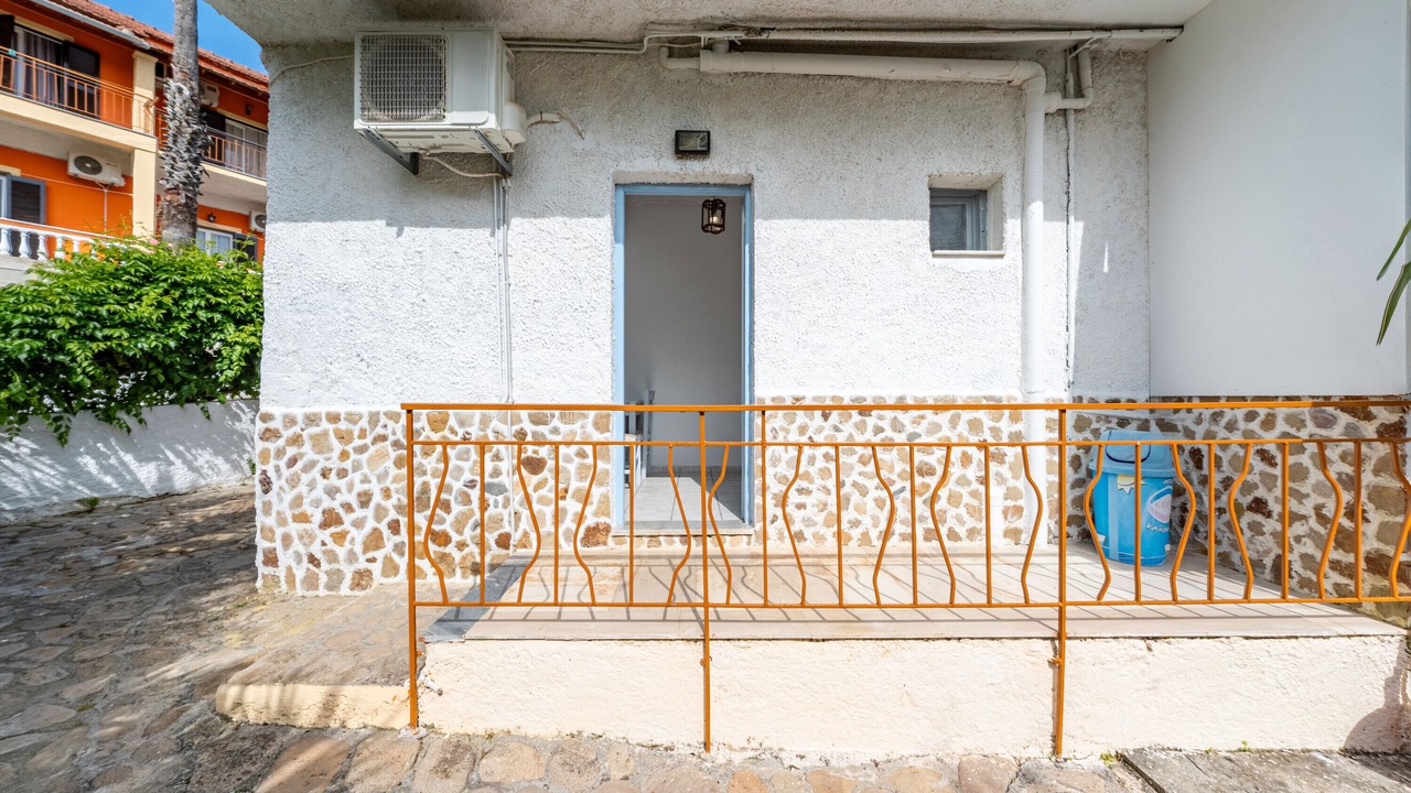 Photo of Outdoor in Notos