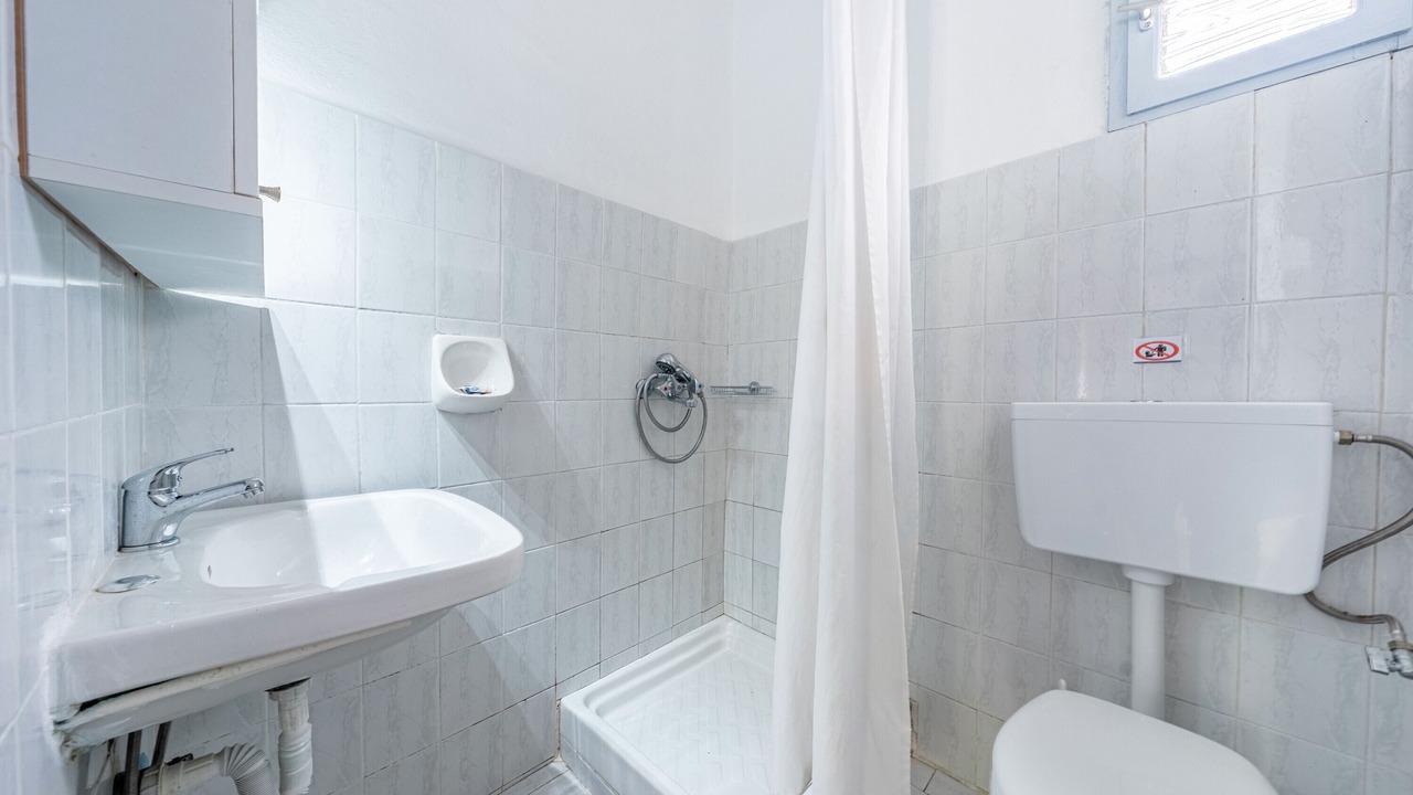 Photo of Bathroom in Notos