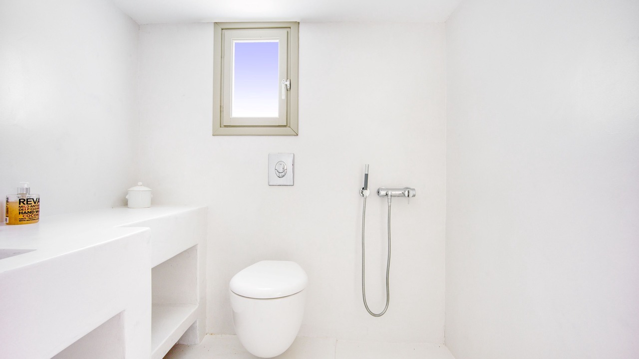 Photo of Bathroom in Chora Folegandros