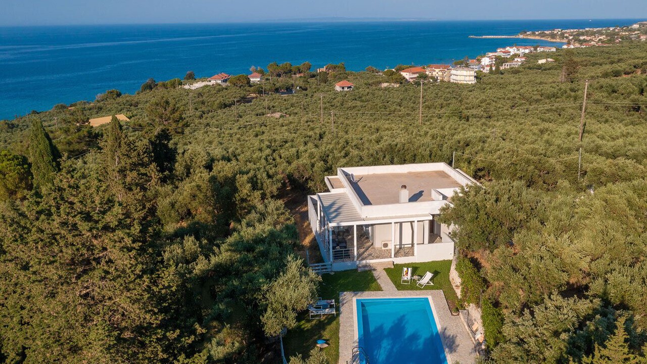 Photo of Outdoor in Alonia