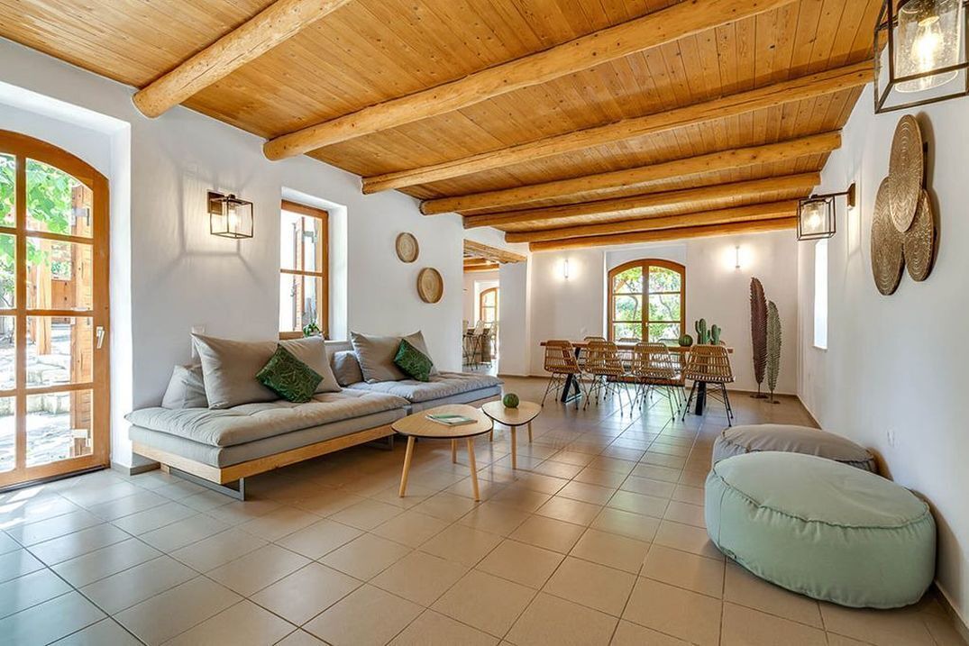 Photo of Livingroom in Douliana