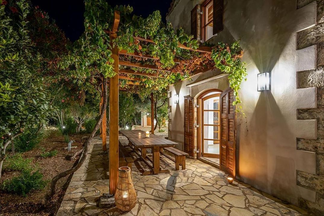 Photo of Outdoor in Douliana
